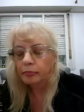 MatureElegantWidow online show from April 11, 11:09 pm