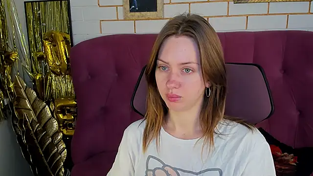 MeganClapp online show from May 30, 5:48 am