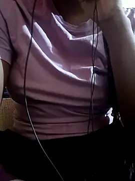 Snapshot of Hot-Kareena chatting on April 5, 5:43 pm Hot-Kareena online show from April 5, 5:43 pm