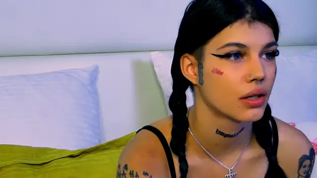 YasminnStorm online show from June 10, 4:23 am