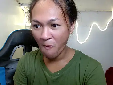 Snapshot of lixie_cumxx chatting on April 3, 12:36 pm lixie cumxx online show from April 3, 12:36 pm