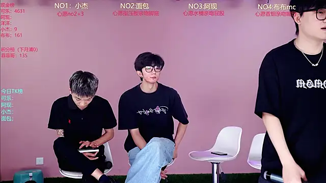 w-lucky02 online show from May 18, 9:04 am