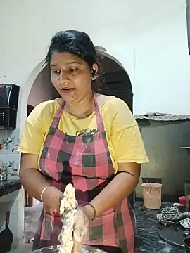 Riyashrma001 online show from May 29, 4:54 am