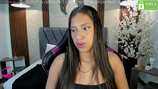 Atiena  online show from May 2, 11:48 am