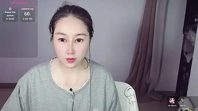 Eva-000 online show from April 28, 2:22 pm