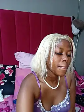 Snapshot of PinkyxGodess chatting on July 11, 8:11 pm PinkyxGodess online show from July 11, 8:11 pm