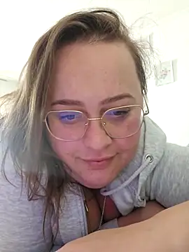 Blondibaby online show from May 19, 6:20 am