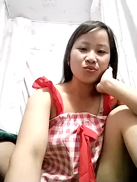 Snapshot of Yo-must chatting on April 28, 8:25 pm Yo-must online show from April 28, 8:25 pm