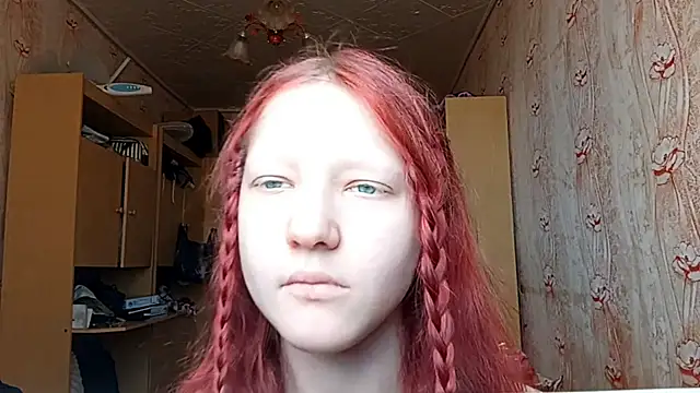 Snapshot of BirgitKamal chatting on April 10, 10:09 am BirgitKamal online show from April 10, 10:09 am