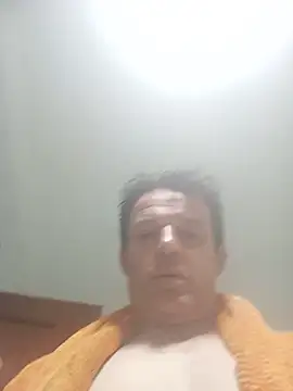 mecaloco online show from June 17, 2:03 am