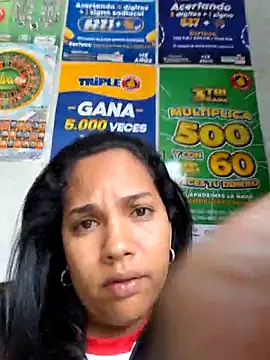 Snapshot of luz365 chatting on April 10, 6:34 pm luz365 online show from April 10, 6:34 pm