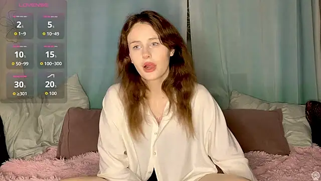 Snapshot of NessBarre chatting on June 10, 9:14 pm NessBarre online show from June 10, 9:14 pm