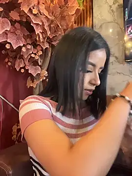 Snapshot of SusanneGrace chatting on May 8, 7:08 pm SusanneGrace online show from May 8, 7:08 pm