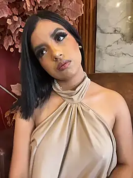 Snapshot of SusanneGrace chatting on May 21, 7:10 pm SusanneGrace online show from May 21, 7:10 pm