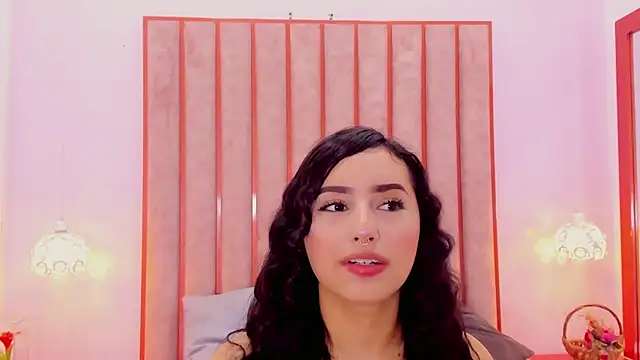 Zoe Monrow online show from May 30, 12:35 pm