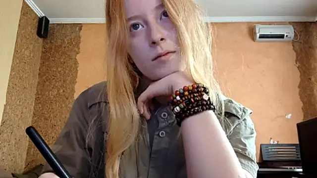KateVibe 01 online show from May 4, 4:08 am