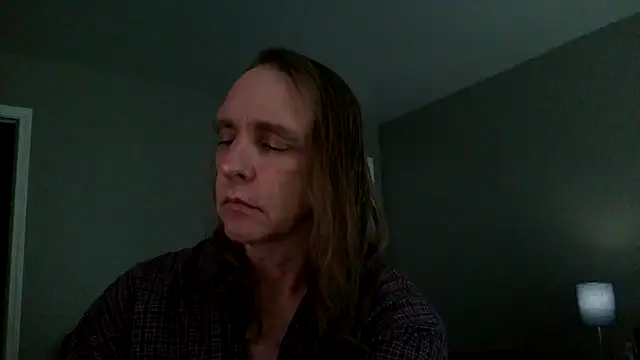 Magnus Luv online show from July 1, 6:40 pm
