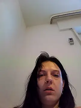 angelgirlmystery1 online show from April 22, 8:39 am