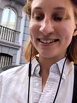 Julialexxxx online show from June 1, 7:21 am