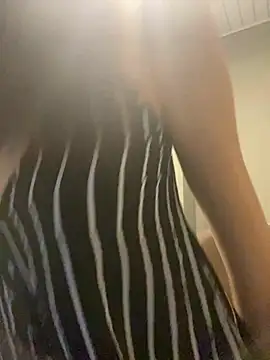 liliflaquita online show from May 30, 5:48 am