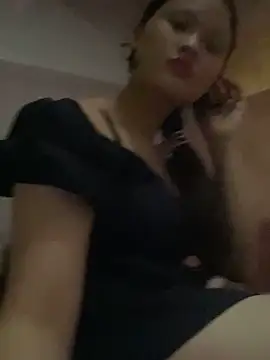   Sunflower   online show from April 8, 2:06 pm