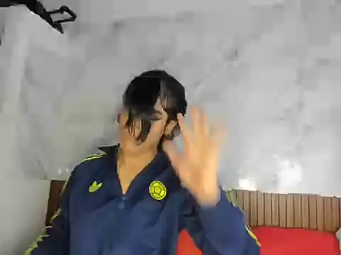 Snapshot of stefani_robles chatting on June 22, 1:18 am stefani robles online show from June 22, 1:18 am