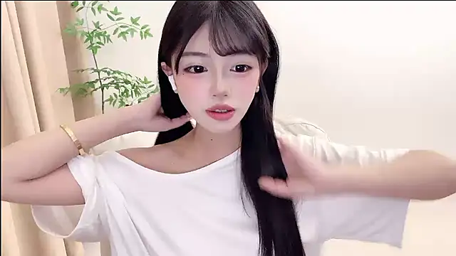 Snapshot of Kitteovo chatting on June 24, 4:50 pm Kitteovo online show from June 24, 4:50 pm