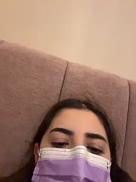 Snapshot of AnnieCartier chatting on April 15, 9:38 am AnnieCartier online show from April 15, 9:38 am