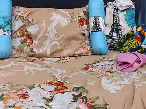 ChocolateClitt online show from April 8, 5:57 pm