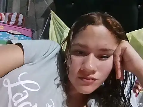 JennifferJilson online show from May 7, 12:49 am