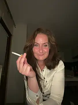 AtomicAngie online show from April 29, 9:54 pm