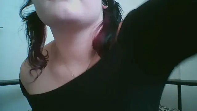 Snapshot of abbey-BAT chatting on May 4, 6:42 am abbey-BAT online show from May 4, 6:42 am