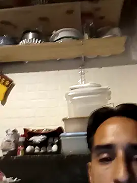 Snapshot of Garchat chatting on April 5, 10:51 pm Garchat online show from April 5, 10:51 pm