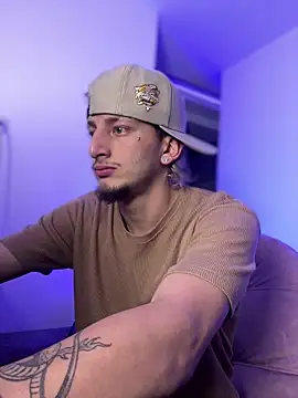 ZarcooX online show from April 11, 3:00 am