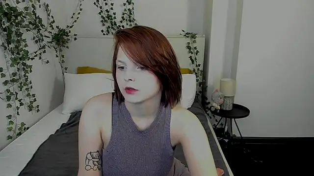 Snapshot of Charlotte_Stee chatting on June 24, 1:59 am Charlotte Stee online show from June 24, 1:59 am