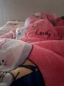 Snapshot of MM-VV888 chatting on April 16, 1:06 am MM-VV888 online show from April 16, 1:06 am