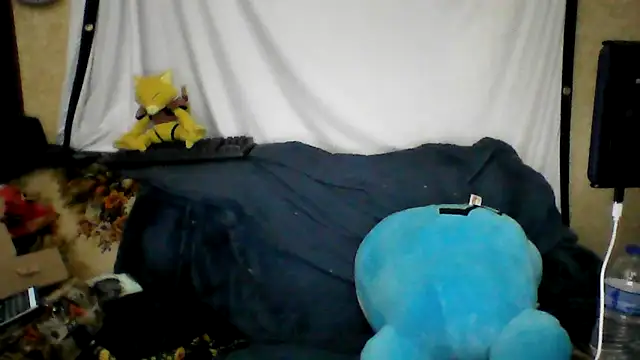 Snapshot of BriTheTopBear chatting on April 21, 2:51 am BriTheTopBear online show from April 21, 2:51 am