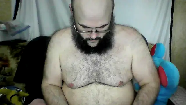 Snapshot of BriTheTopBear chatting on May 4, 5:58 am BriTheTopBear online show from May 4, 5:58 am