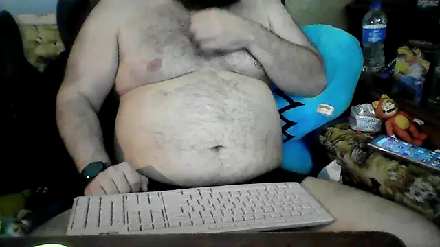 Snapshot of BriTheTopBear chatting on May 21, 12:28 am BriTheTopBear online show from May 21, 12:28 am