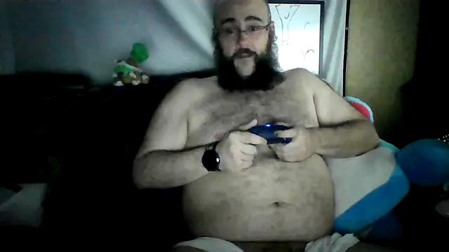 Snapshot of BriTheTopBear chatting on May 29, 5:16 am BriTheTopBear online show from May 29, 5:16 am