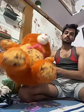 aadibuttplug online show from May 29, 6:17 pm