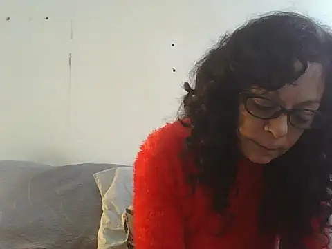 luly mariposa online show from May 14, 12:12 pm