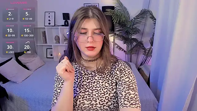 Snapshot of HaniaWish chatting on May 17, 5:42 pm HaniaWish online show from May 17, 5:42 pm