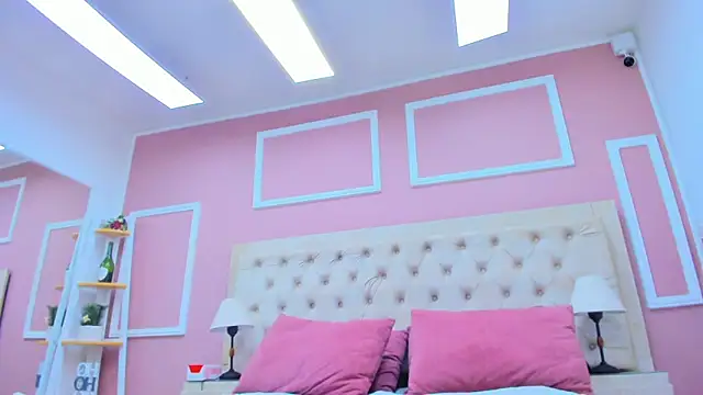 lala ink  online show from April 6, 2:40 pm