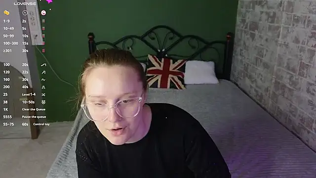 JessieWayy online show from May 28, 1:14 am