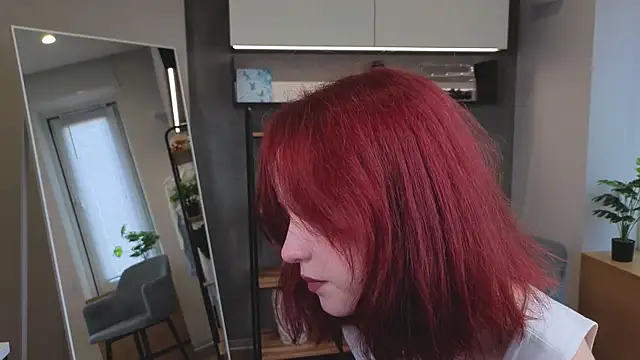 Snapshot of MaisieWillians chatting on July 20, 3:32 am MaisieWillians online show from July 20, 3:32 am