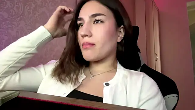 Snapshot of Mary_Nitherson chatting on April 11, 10:30 am Mary Nitherson online show from April 11, 10:30 am