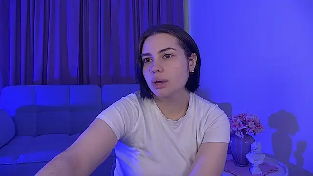 AdrianaToress online show from May 8, 5:13 am
