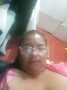 Pato-Andrea26 online show from May 14, 3:30 pm