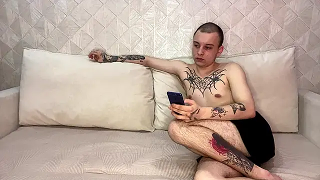 CharmSexyCouple online show from April 26, 9:40 am
